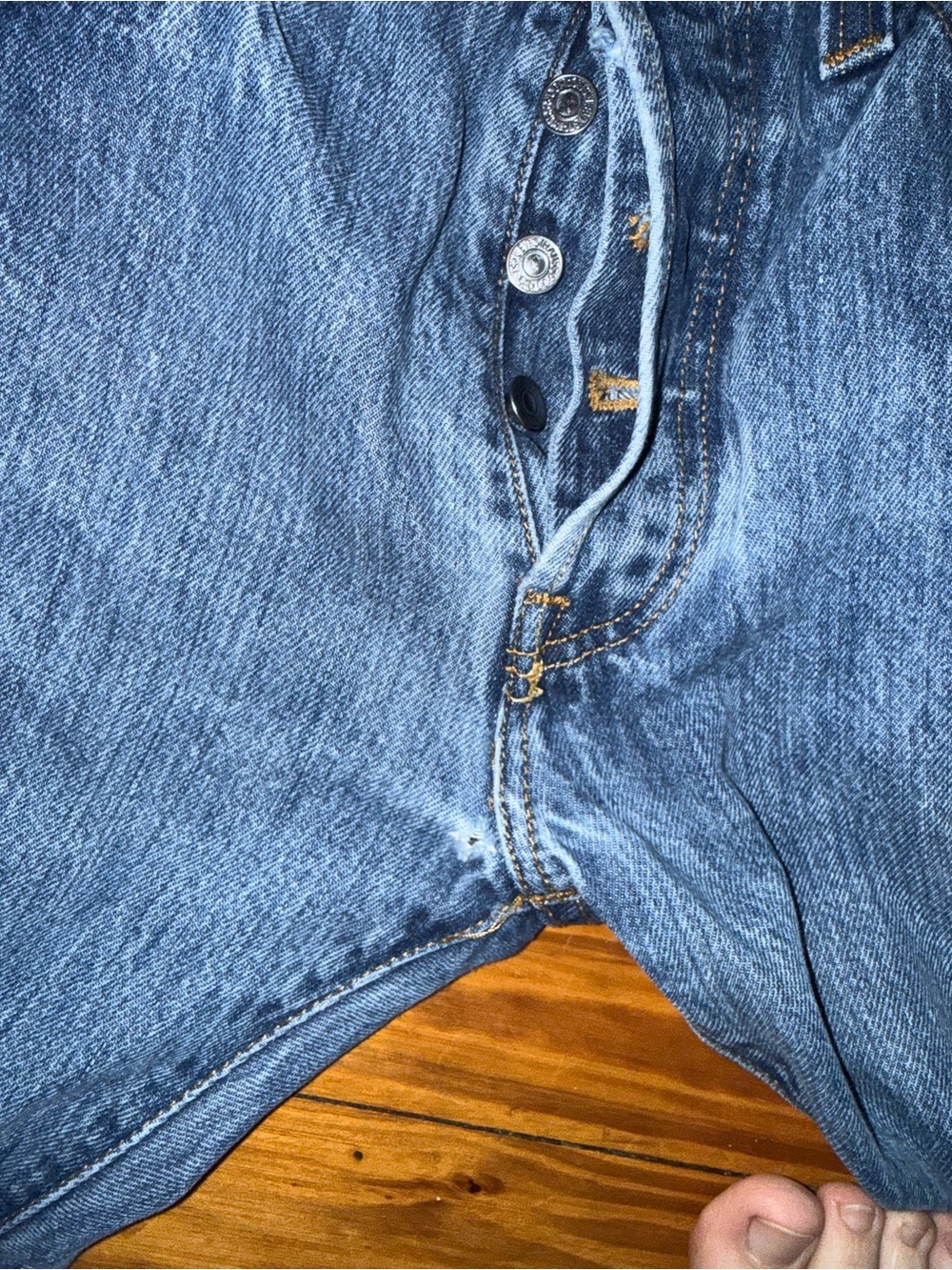 Vintage Levi’s 501 Jeans 30x32 - Picture 4 of 7